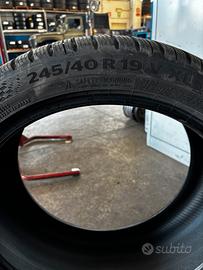 Continental Wintercontact 8S 245/40 R19 invernali