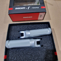 Poggiapiedi per pedane originali Ducati Rizoma