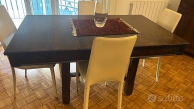 Tavolo in legno allungabile