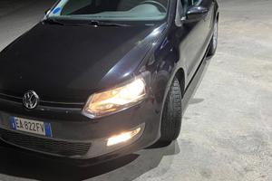 VW POLO AFFIDABILE – TAGLIANDO FATTO, GOMME NUOVE