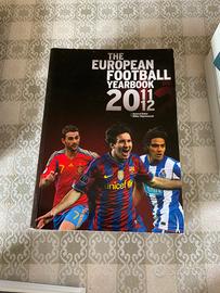The European Football Yearbook 2011/12
