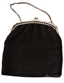 Pochette effetto uncinetto