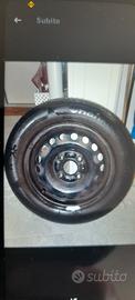 4 cerchi 175 65 14 con pneumatici