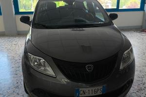 Lancia Ypsilon 1.0 FireFly 5 porte S&S Hybrid Silv