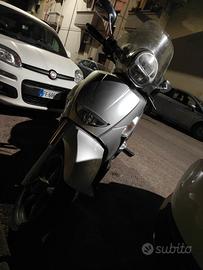  scarabeo 250 1100€ leggermente trattabili 