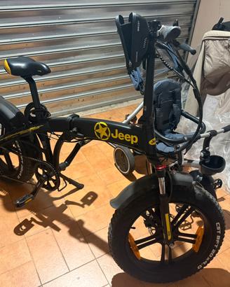 Fat bike ebike jeep piegabile bici elettrica