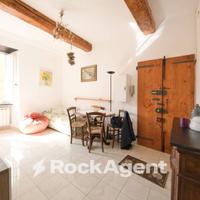 QUADRILOCALE CAMOGLI