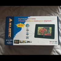 Cornice digitale Majestic