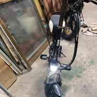 Bicicletta elettrica pieghevole