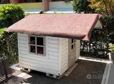 CASETTA IN LEGNO