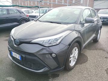 Toyota C-HR 1.8 HYBRID NAVI+FULL LED+RCAM+PRIVACY+