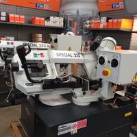 Segatrice a nastro con basamento e raffreddamento