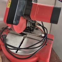 Troncatrice per legno
