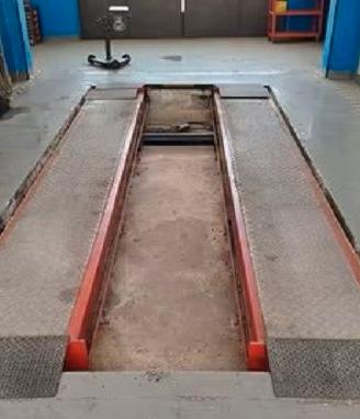 Attrezzatura Revisione Auto