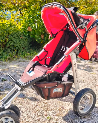 passeggino TFK con 3 ruote 