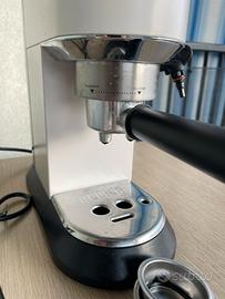Delonghi Dedica macchina caffe’ + cialde