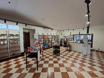 Negozio Centrale Mira Centro Ottime Finiture