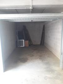 Garage in condominio