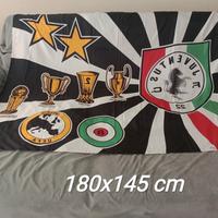 Bandierone Juventus 180×145 cm – grafica trofei e 