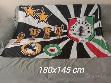 Bandierone Juventus 180×145 cm – grafica trofei e 