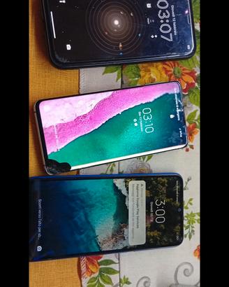 iPhone XR, Samsung Galaxy S10, XIAOMI REDMI 2021