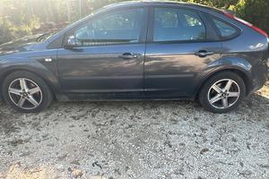 ford focus 2 serie