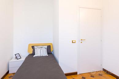 Singola dallo stile minimal [PD_FRC57-A_S5]