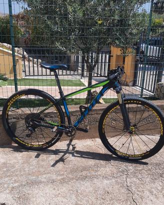 Mtb scott scale 935 carbon