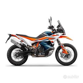 KTM 890 Adventure KTM 890 ADVENTURE R