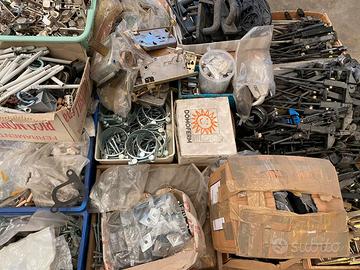 Stock articoli di ferramenta