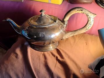 TEIERA IN METALLO ARGENTATO