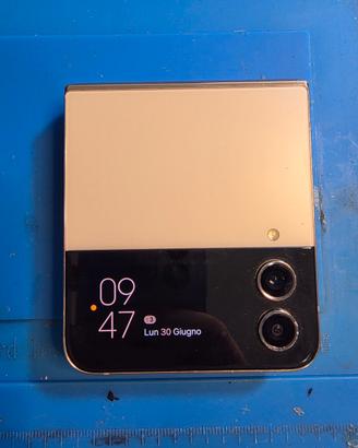 Samsung galaxy z flip 4 128gb 