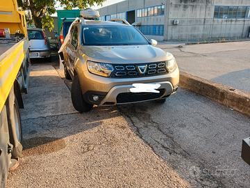 Dacia Duster 1.6 benzina 2019 incidentata 