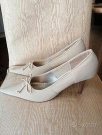 Decolté nuovo tessuto retina colore beige