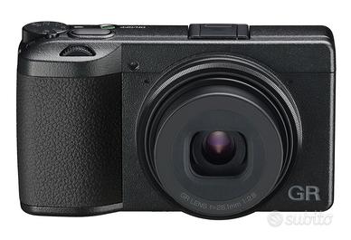 Ricoh GRIIIx HDF - Fowa (pari al nuovo)