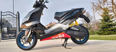 Aprilia SR 50 - 2022