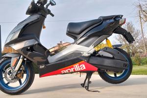 Aprilia SR 50 - 2022
