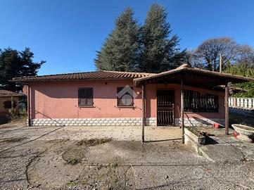 VILLA SINGOLA A ROCCA PRIORA