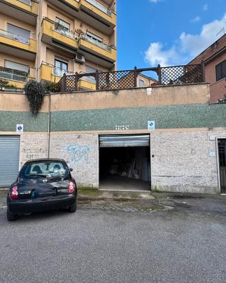 Boccea - ampio locale su due livelli