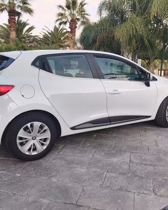 Renault Clio dCi 1.5 diesel 90 CV 5 porte Business