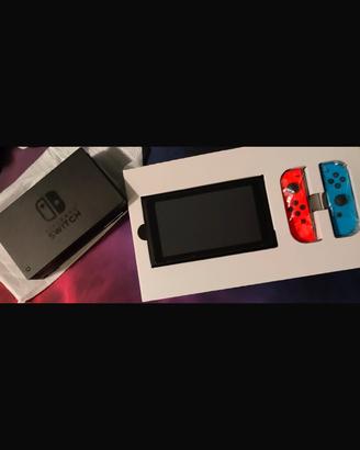 Nintendo switch + 3 giochi + microSD 256 Giga
