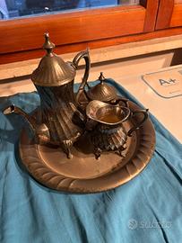 Servito in Silver Plated Made in Italy.