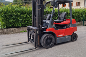 Carrello elevatore toyota 30q