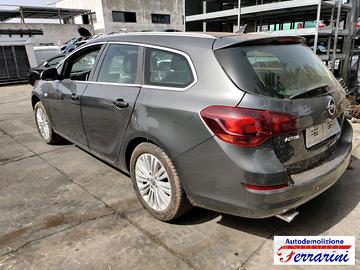 Opel astra j sports tourer p10 2.0 cdti ricambi