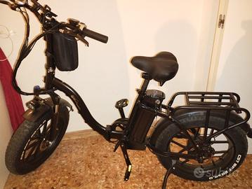  Bicicletta elettrica mace wheel
