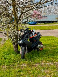 Yamaha Aerox r 50 2t lc
