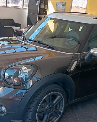 Mini Cooper SD Countryman 2.0 Business Automatica
