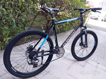 MOUNTAIN BIKE