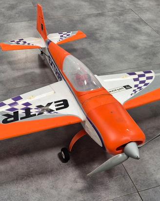 aeromodello extra 300 + Optic sport 6 2.4 