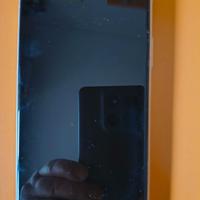 iphone11 con custodia , auricolare caricabatteria